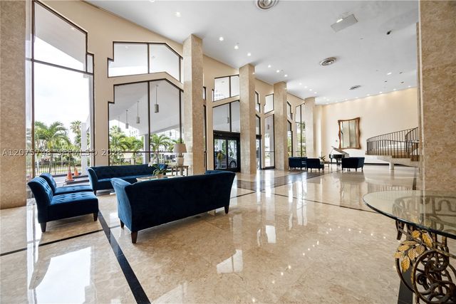 5601 Collins Ave 412A, Miami Beach, FL 33140