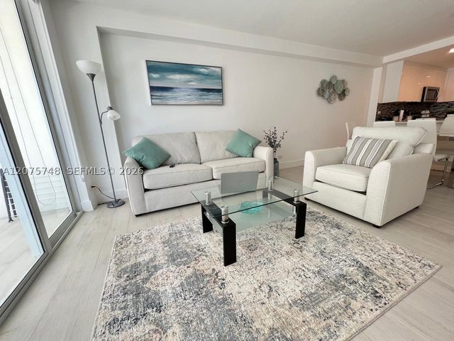 5601 Collins Ave 412A, Miami Beach, FL 33140
