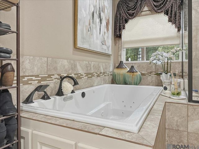 6142 Stratford Ave, Baton Rouge, LA 70808