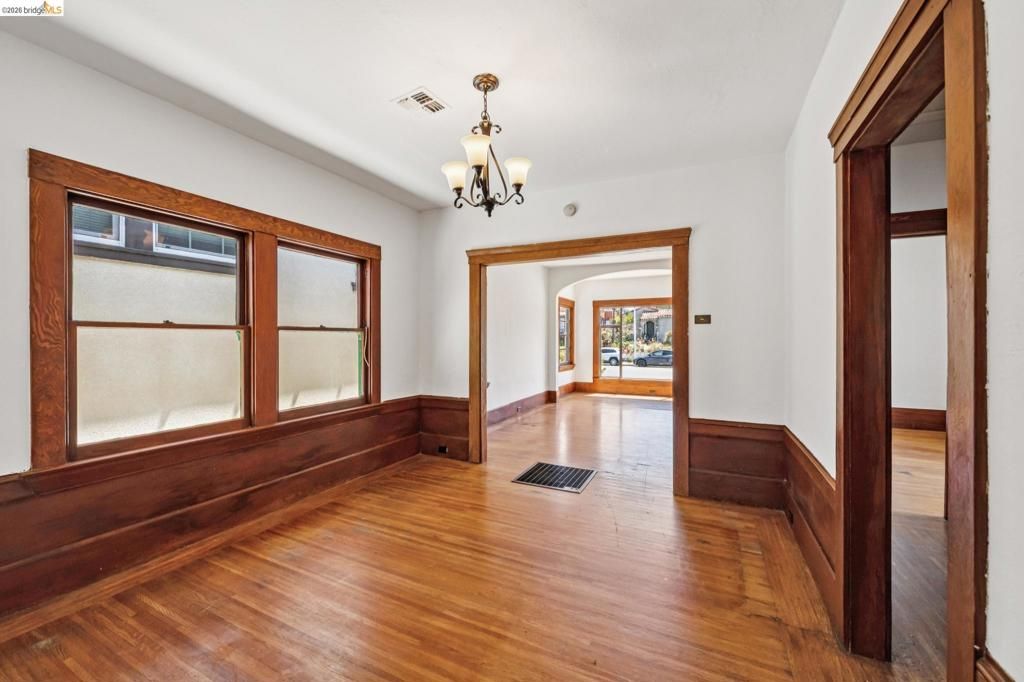 Image 12 of property listing at 1129 Marin Ave, Albany, CA 94706