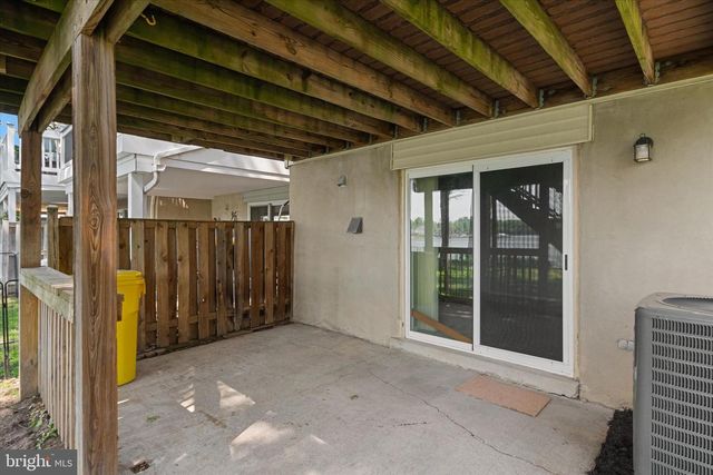 1027 CUTLER HARBOUR, Pasadena, MD 21122