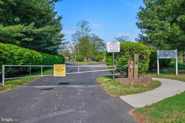1027 CUTLER HARBOUR, Pasadena, MD 21122
