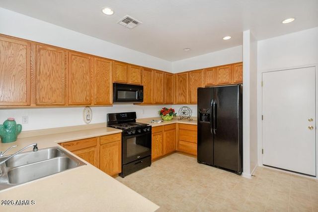 28474 N CASTLE ROCK Drive, San Tan Valley, AZ 85143