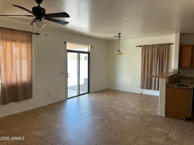 28474 N CASTLE ROCK Drive, San Tan Valley, AZ 85143