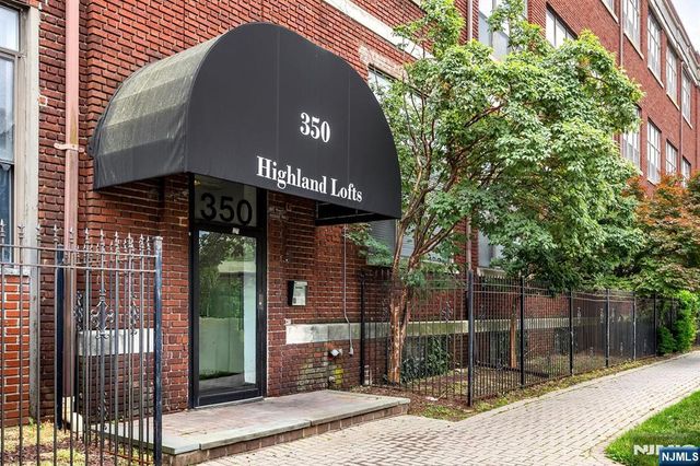 350 Scotland Road 106, Orange, NJ 07050
