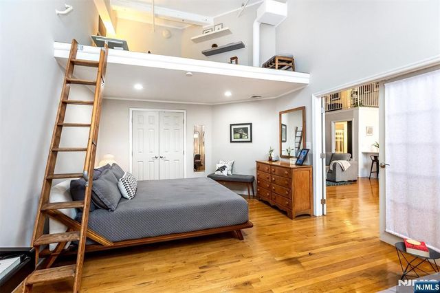 350 Scotland Road 106, Orange, NJ 07050