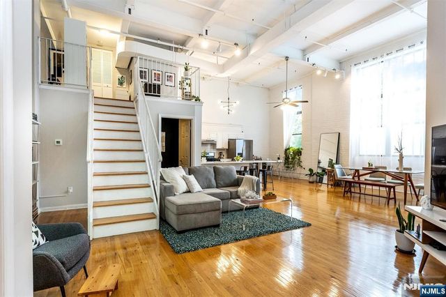 350 Scotland Road 106, Orange, NJ 07050