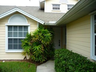 490 6th Street, Vero Beach, FL 32962