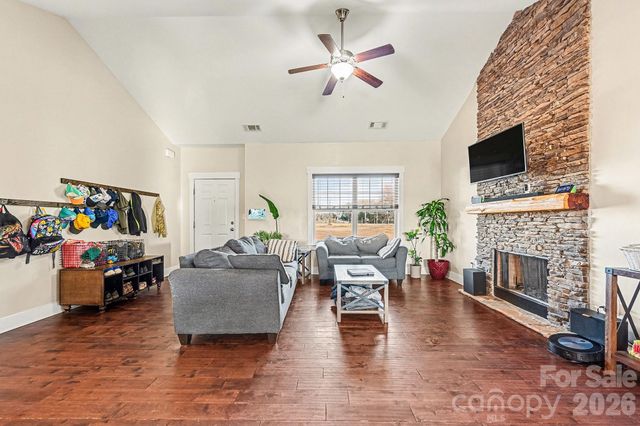 5315 Mcconnells Highway, Mcconnells, SC 29726