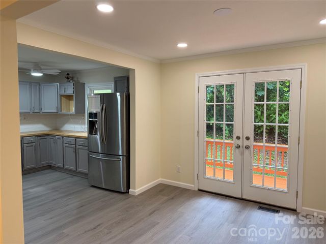 32 Mayfair Drive, Candler, NC 28715