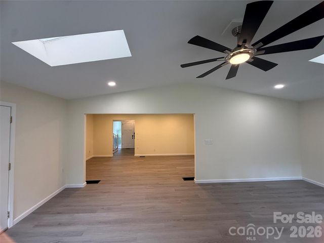 32 Mayfair Drive, Candler, NC 28715