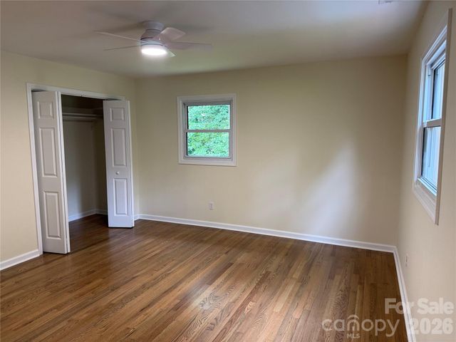 32 Mayfair Drive, Candler, NC 28715