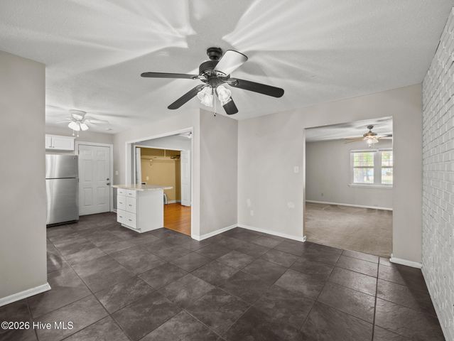 17 Walnut Drive, Jacksonville, NC 28546