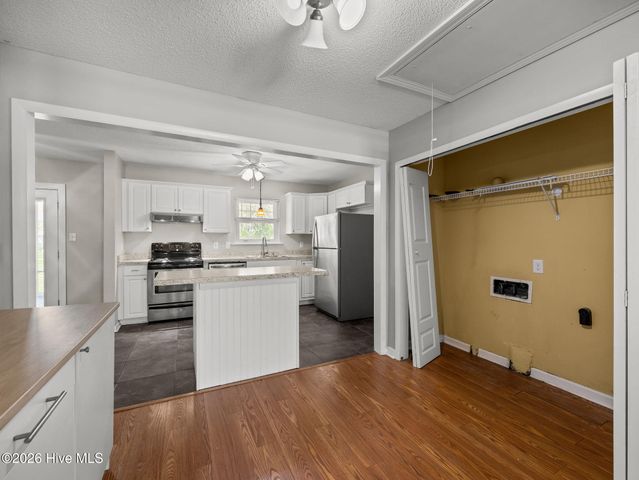 17 Walnut Drive, Jacksonville, NC 28546