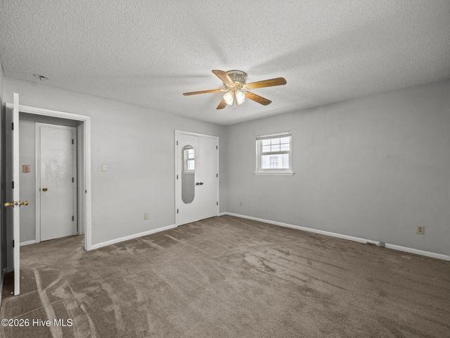 17 Walnut Drive, Jacksonville, NC 28546