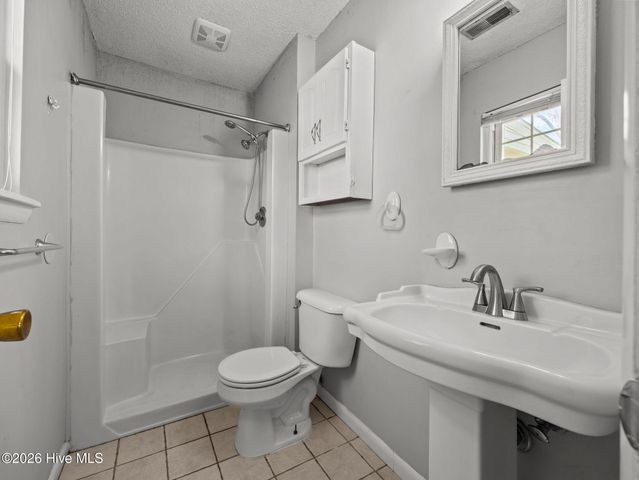 17 Walnut Drive, Jacksonville, NC 28546