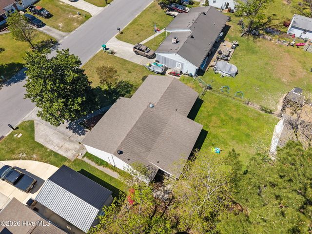 17 Walnut Drive, Jacksonville, NC 28546