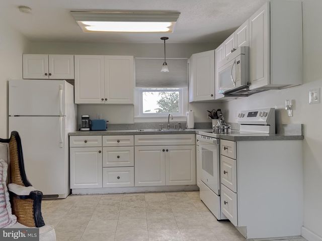 14940 CHESAPEAKE BAY DR, Scotland, MD 20687