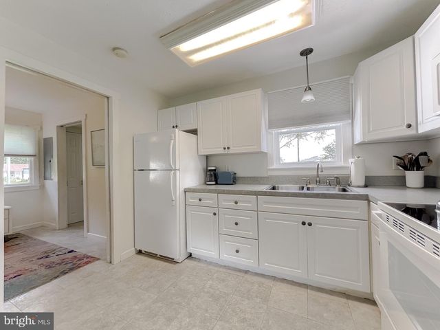 14940 CHESAPEAKE BAY DR, Scotland, MD 20687