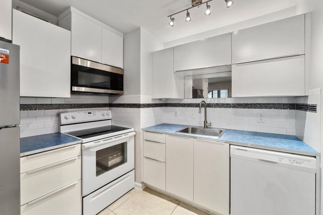 2404 Longview ST 105, Austin, TX 78705