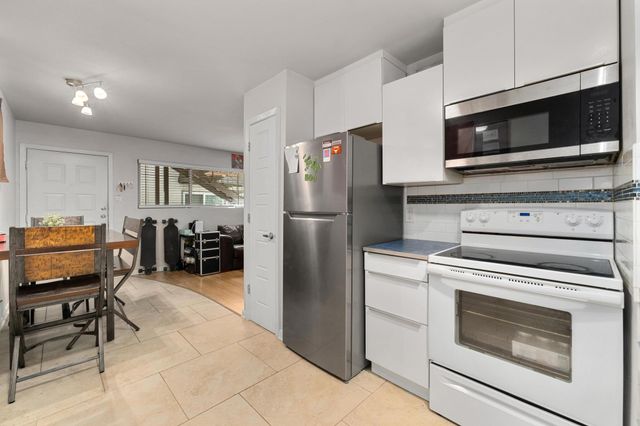 2404 Longview ST 105, Austin, TX 78705