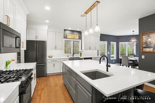 17914 Shallow Springs Court, Spring Lake, MI 49456