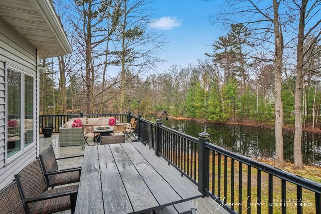 17914 Shallow Springs Court, Spring Lake, MI 49456