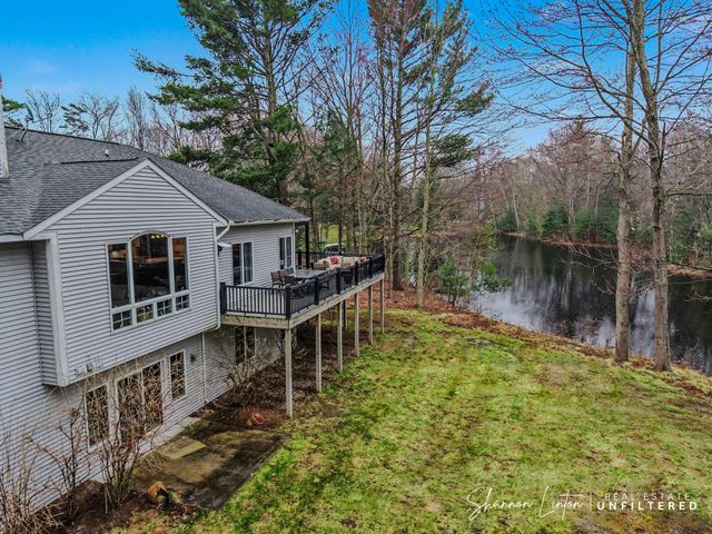 17914 Shallow Springs Court, Spring Lake, MI 49456