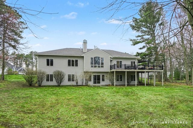 17914 Shallow Springs Court, Spring Lake, MI 49456