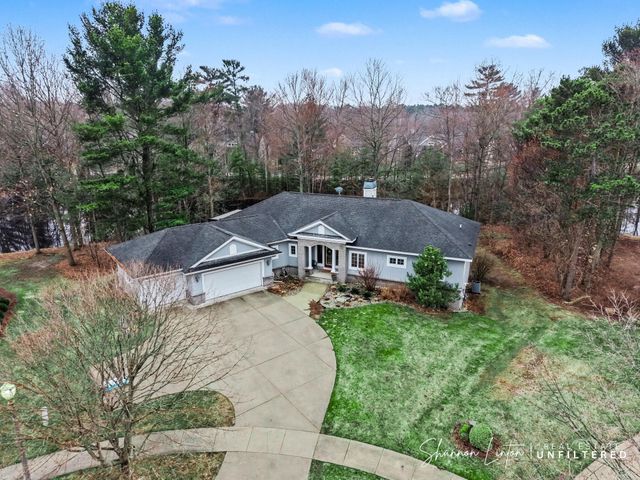 17914 Shallow Springs Court, Spring Lake, MI 49456