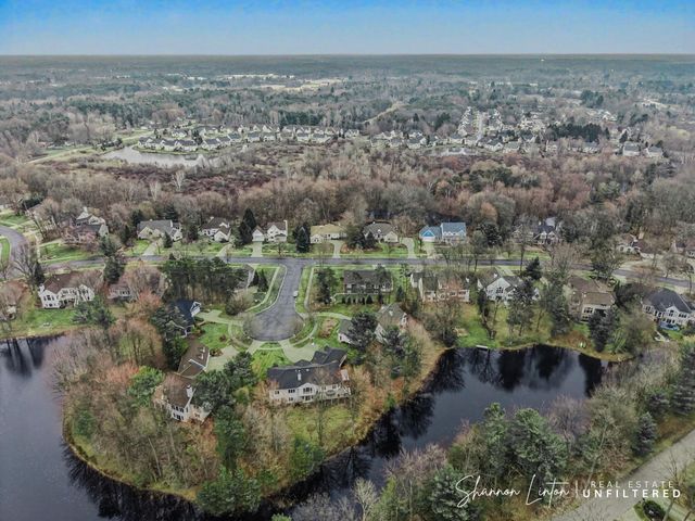 17914 Shallow Springs Court, Spring Lake, MI 49456