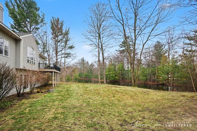 17914 Shallow Springs Court, Spring Lake, MI 49456