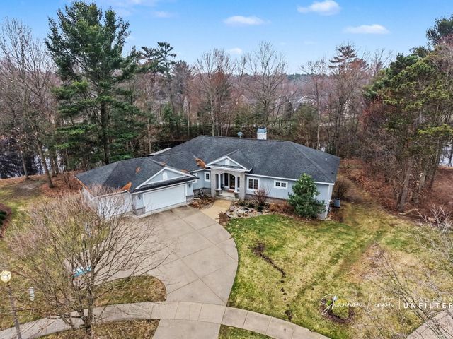 17914 Shallow Springs Court, Spring Lake, MI 49456