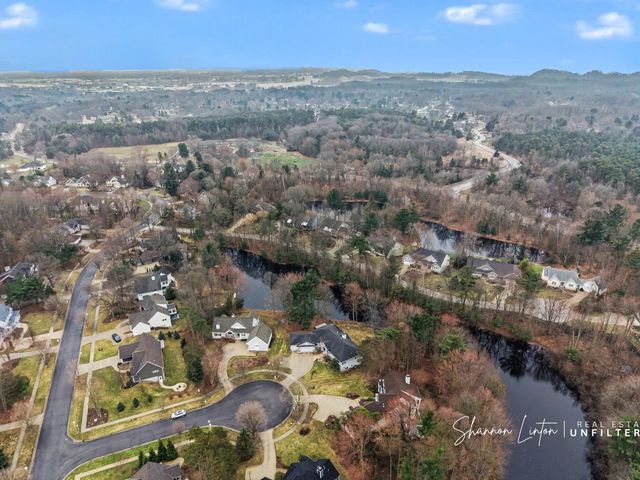 17914 Shallow Springs Court, Spring Lake, MI 49456