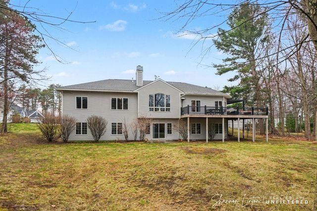 17914 Shallow Springs Court, Spring Lake, MI 49456