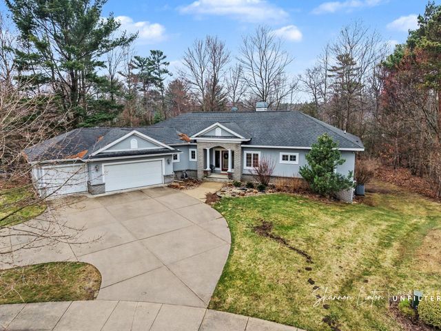 17914 Shallow Springs Court, Spring Lake, MI 49456