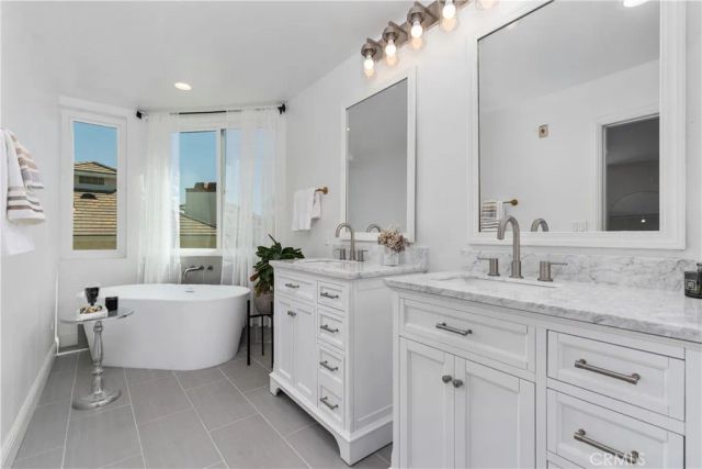 25901 Nellie Gail, Laguna Hills, CA 92653