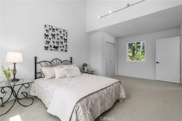 25901 Nellie Gail, Laguna Hills, CA 92653