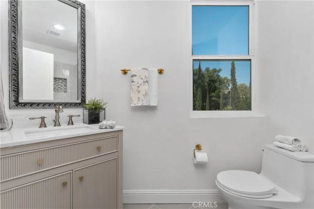 25901 Nellie Gail, Laguna Hills, CA 92653