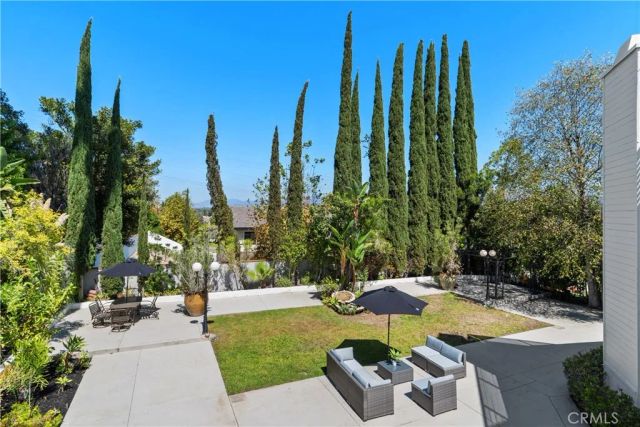 25901 Nellie Gail, Laguna Hills, CA 92653