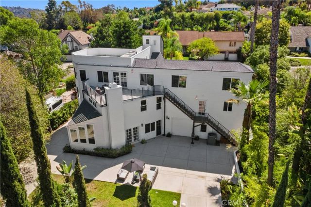 25901 Nellie Gail, Laguna Hills, CA 92653