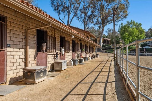 25901 Nellie Gail, Laguna Hills, CA 92653