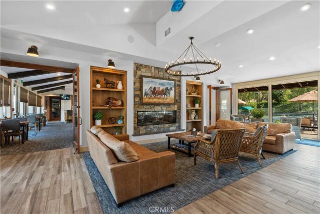 25901 Nellie Gail, Laguna Hills, CA 92653