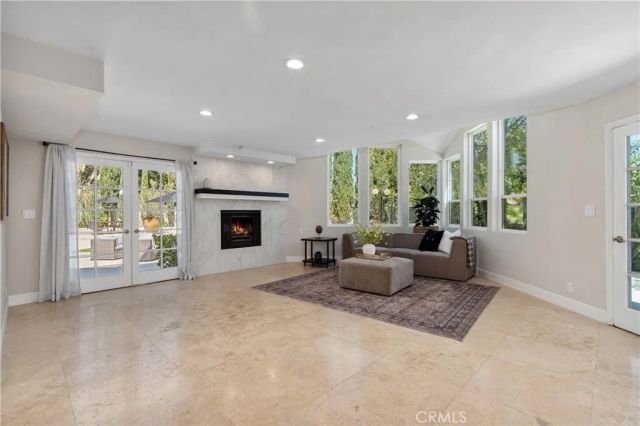 25901 Nellie Gail, Laguna Hills, CA 92653