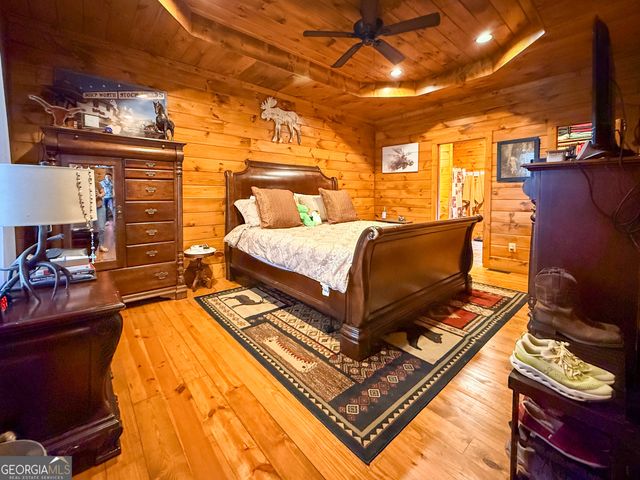 186 Holly Lane, Cleveland, GA 30528