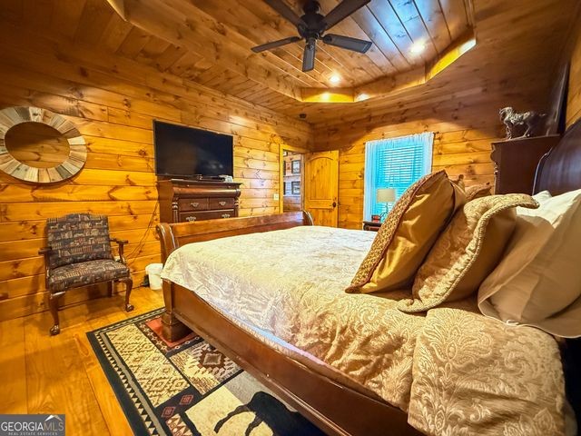 186 Holly Lane, Cleveland, GA 30528