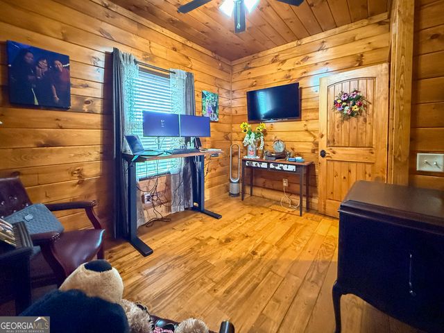 186 Holly Lane, Cleveland, GA 30528