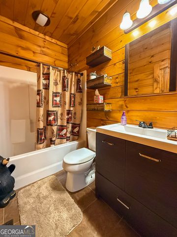 186 Holly Lane, Cleveland, GA 30528