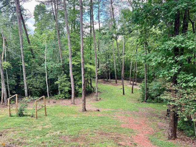 186 Holly Lane, Cleveland, GA 30528