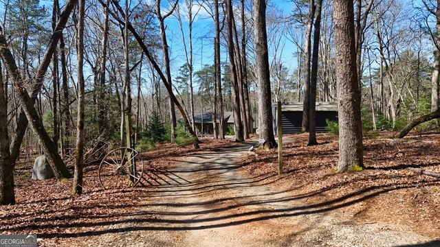 186 Holly Lane, Cleveland, GA 30528